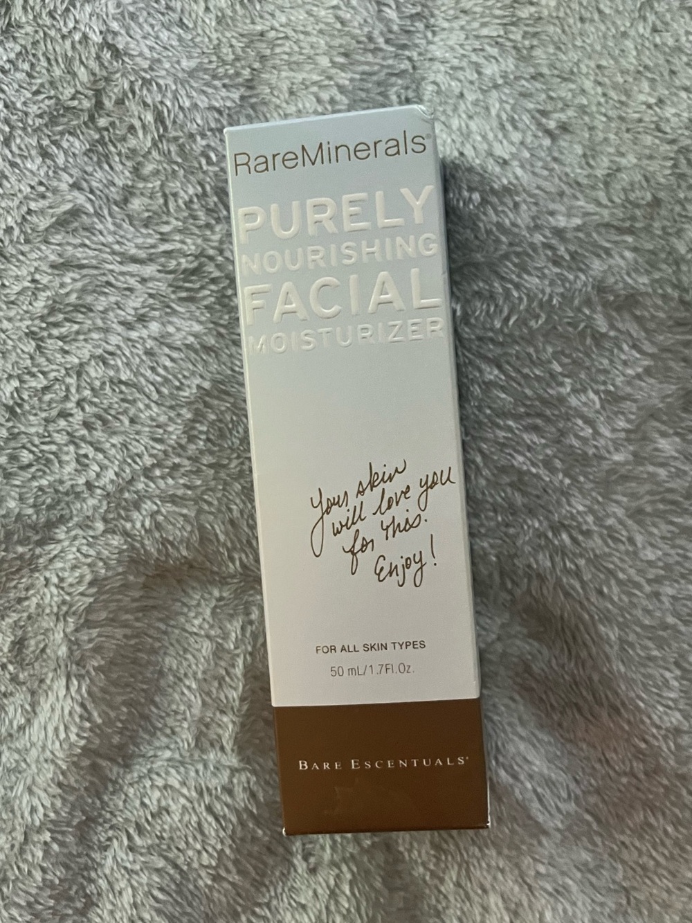 Bare Escentuals purely nourishing Facial Moisturizer - All Skin Types